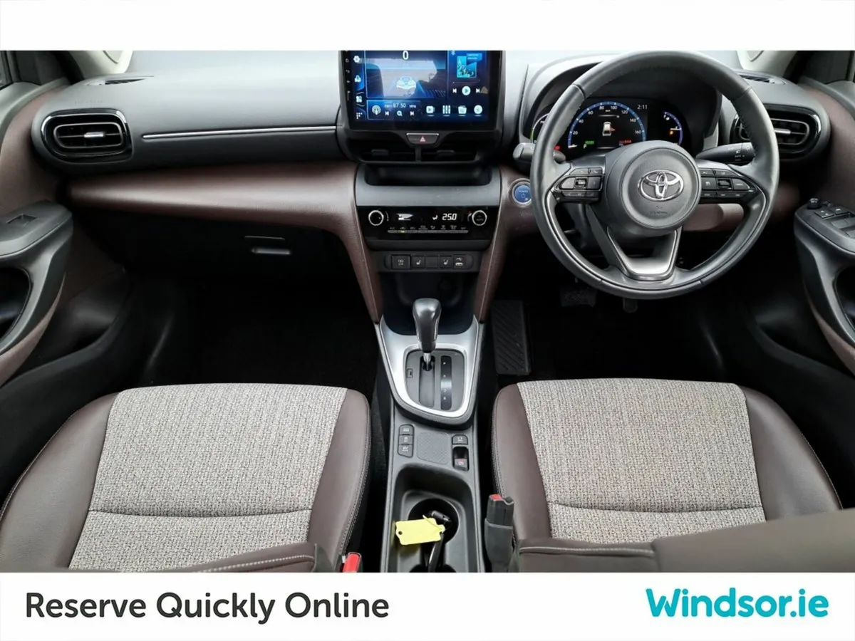 Toyota Yaris Cross HYBRID AUTO - Image 4