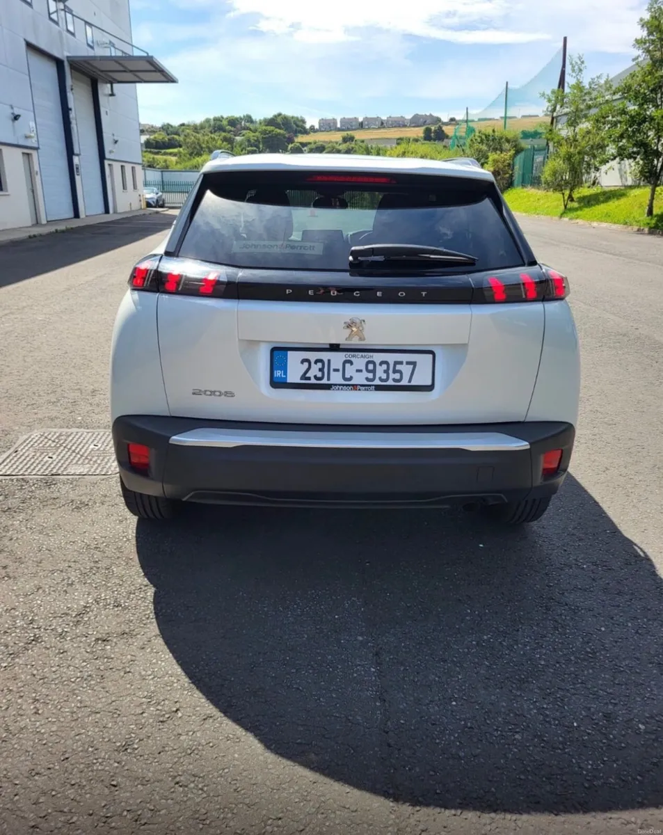 Peugeot 2008 2023 Allure - Image 2