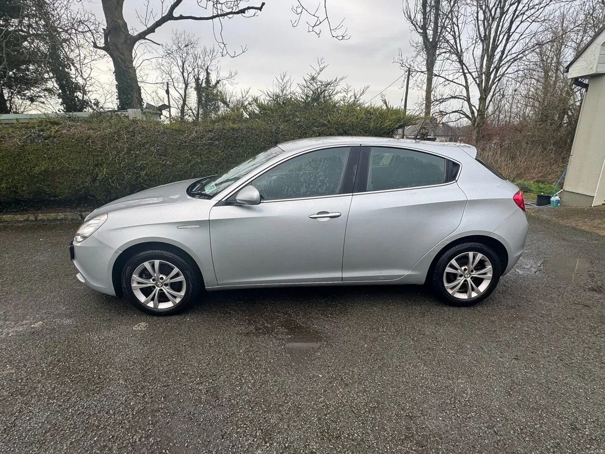 Alfa Romeo Giulietta 1.4L NCT 07/26 - Image 3