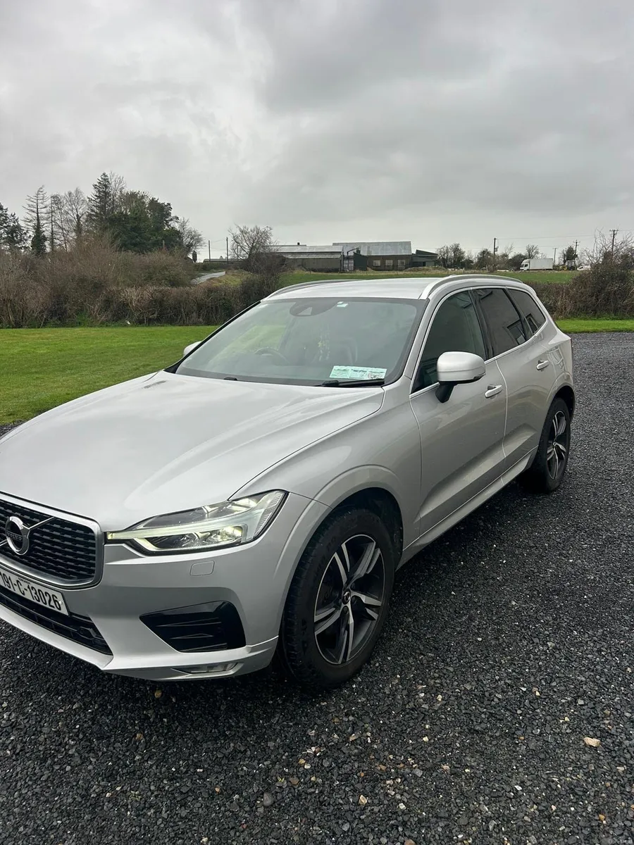 2019 Volvo XC60 R-Design Automatic - Image 4