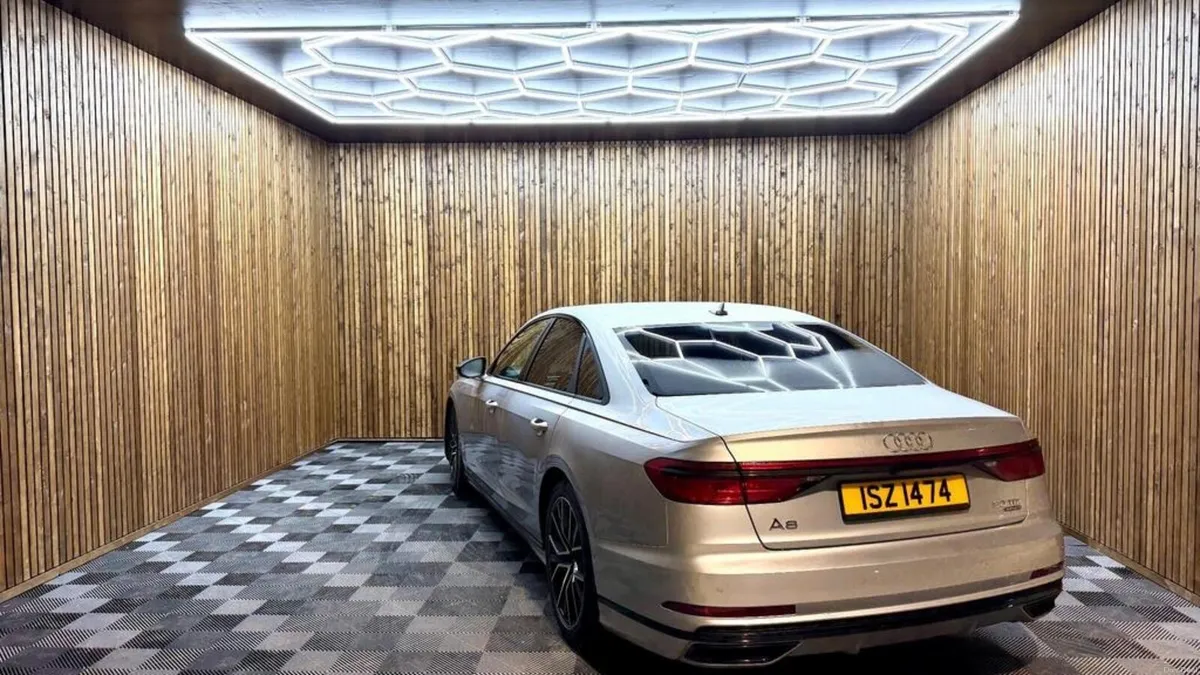 Audi A8 2020 Quattro - Image 4