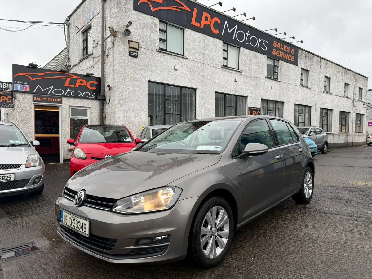 Volkswagen Golf 2015 Automatic diesel - Image 2