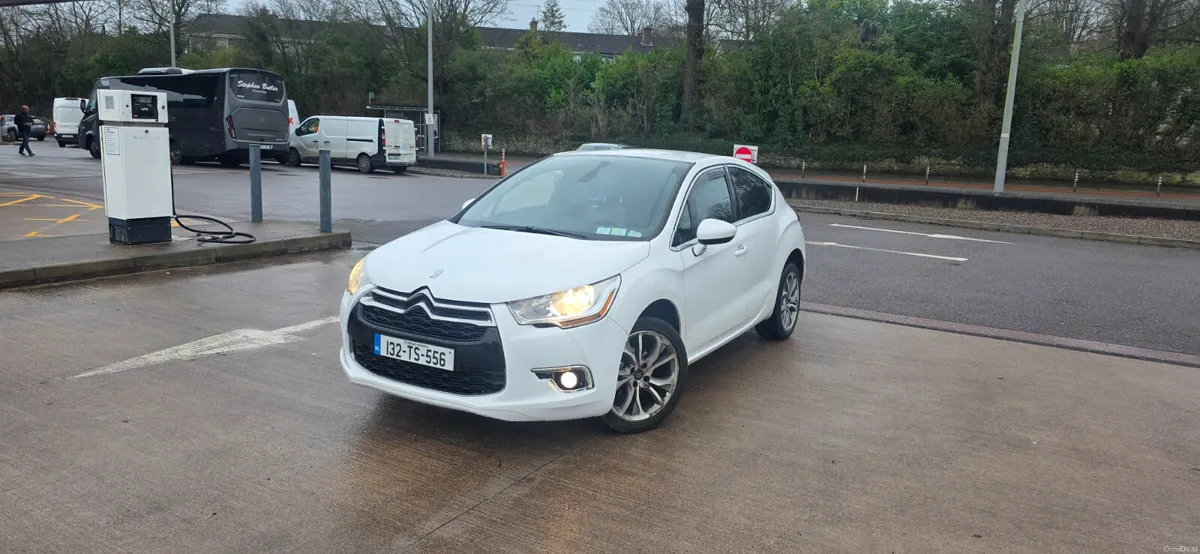 Citroen DS 4 High Spec Nct and Tax - Image 2
