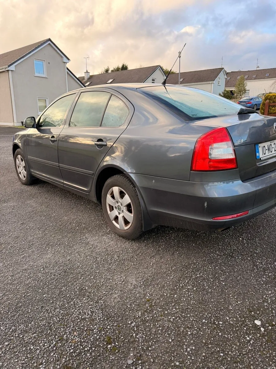 2010 Skoda Octavia Elegance Model - Image 3