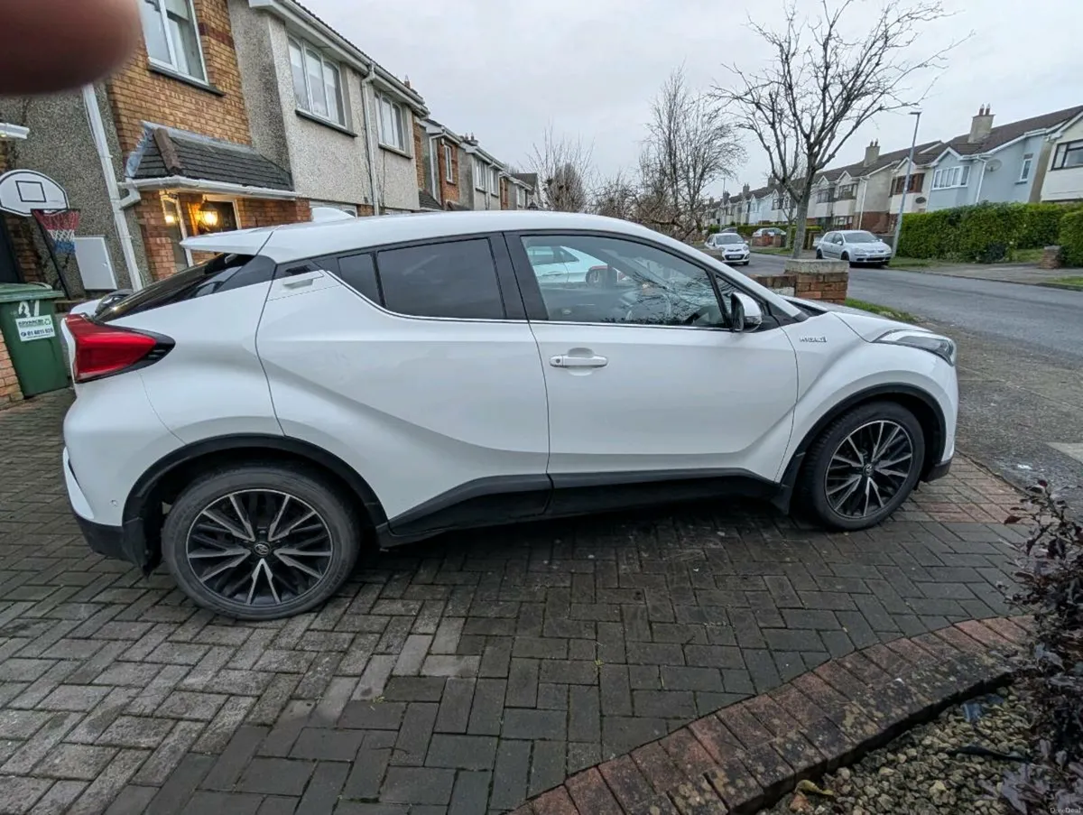 Toyota CHR - Image 2