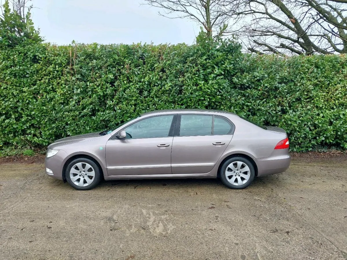 2013 SKODA SUPERB 1.6TDI ACTIVE GL - Image 3