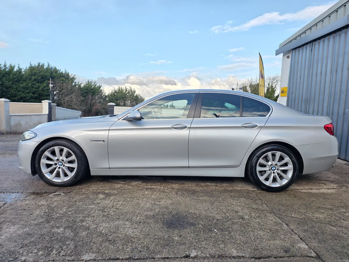 2016 BMW 520D BUSINESS MODEL * AUTOMATIC * - Image 5