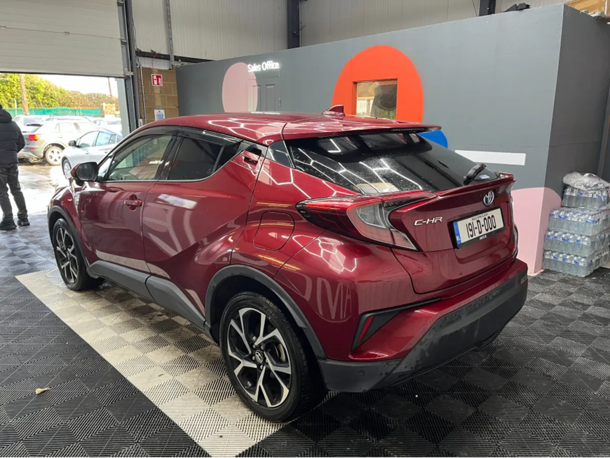 Toyota C-HR 2019 TOYOTA C-HR G 1.8 AUTOMATIC / CRU - Image 4