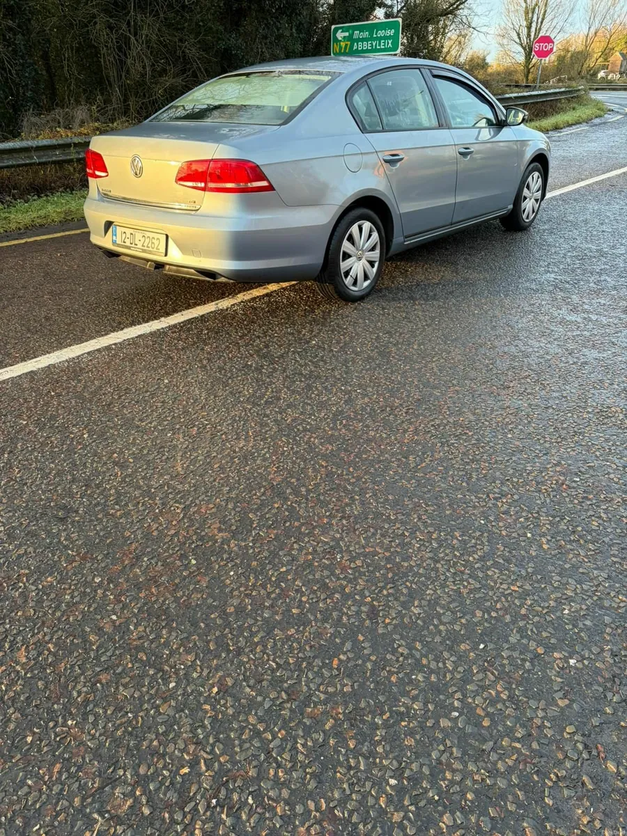 2012 Volkswagen Passat Diesel - Image 4