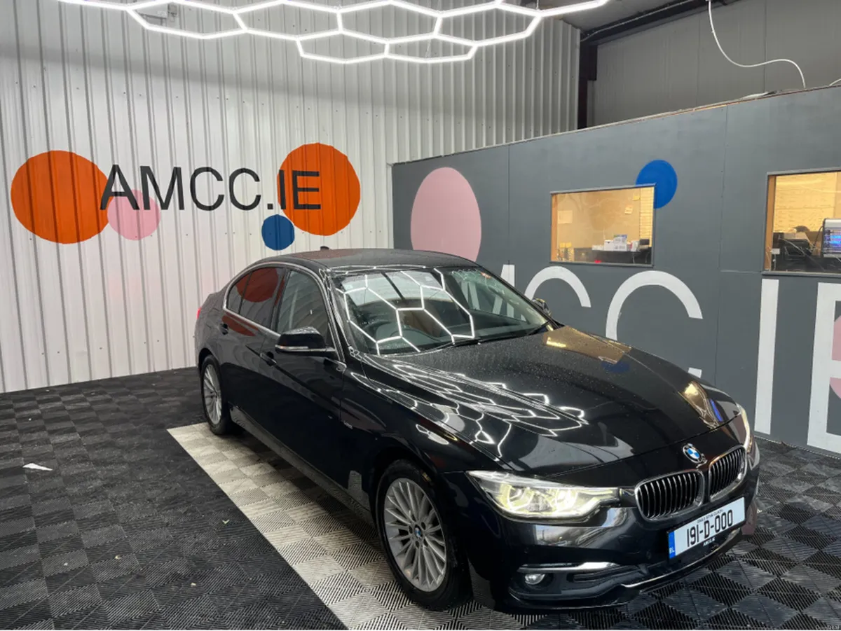 BMW 3-Series 2019 BMW 320D LUXURY 2.0 AUTOMATIC / - Image 1