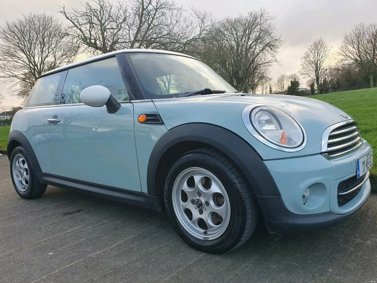 Mini Cooper D New NCT 09/26 - Image 1