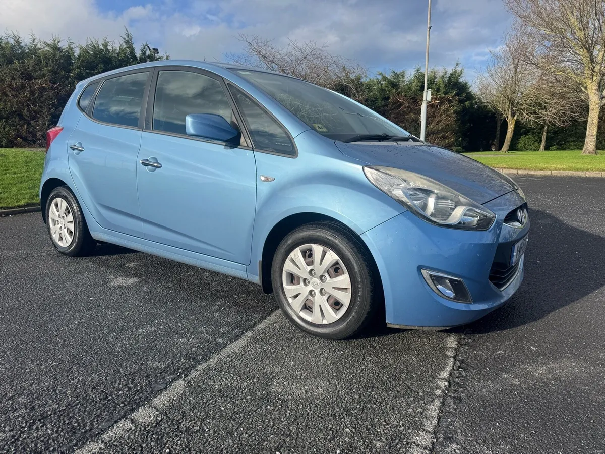 2011 Hyundai IX20 - Image 2