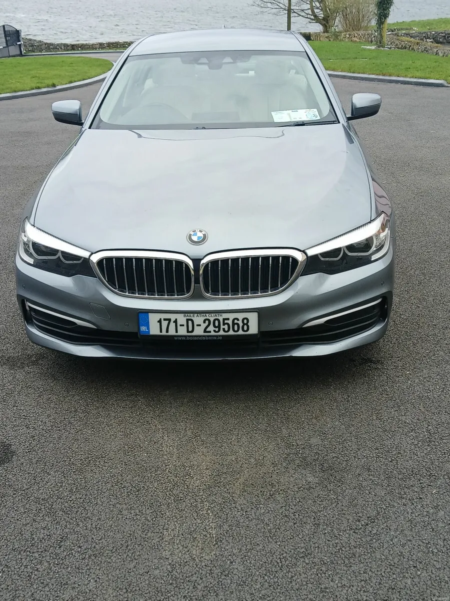 BMW 5-Series 2017 - Image 1
