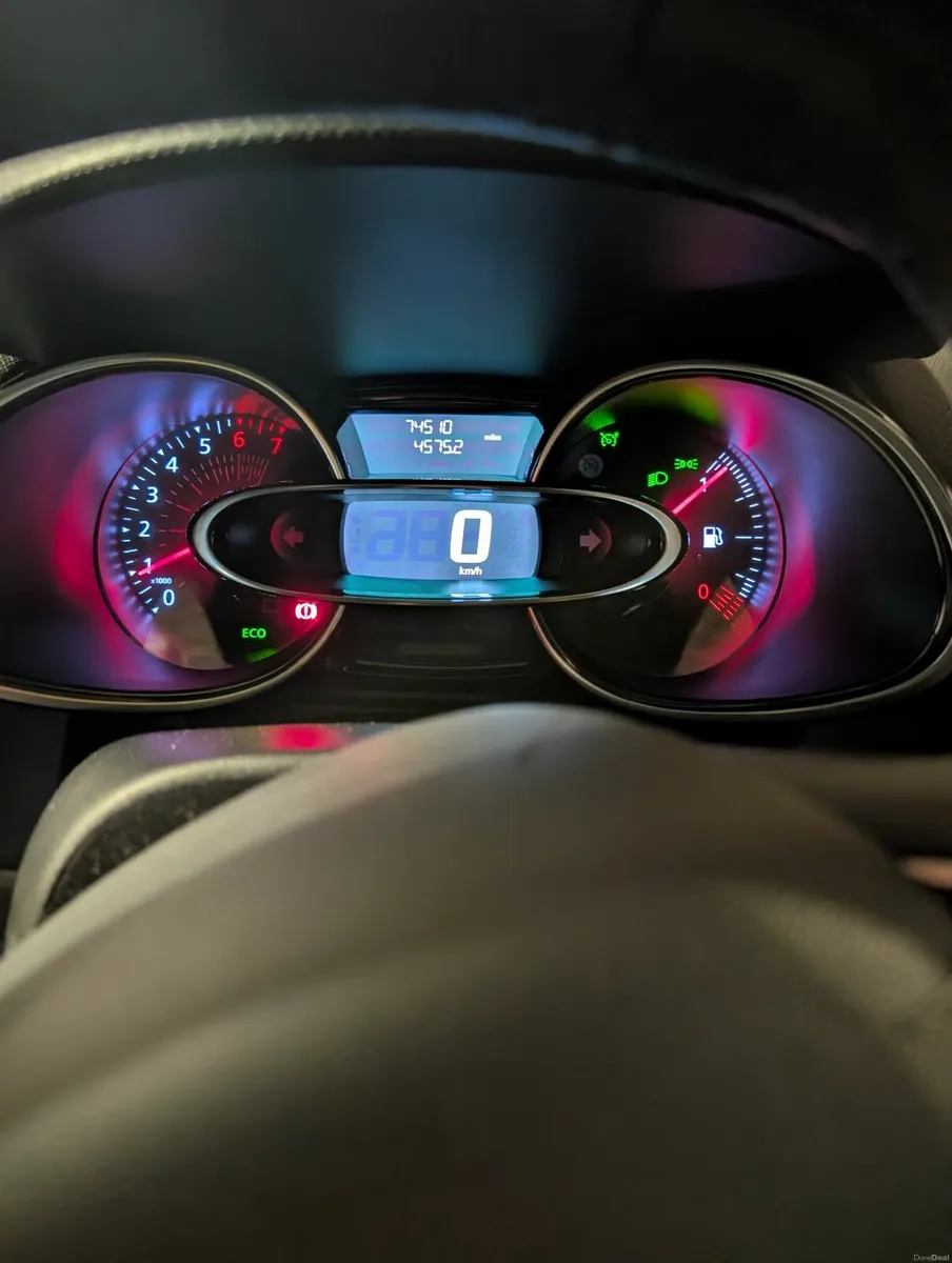Renault Clio 2017 - Image 3