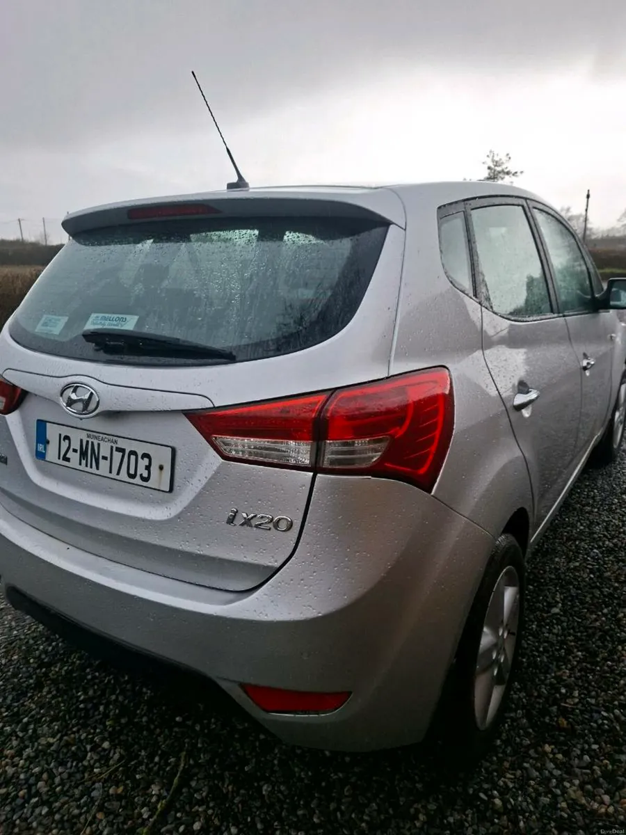 HYUNDAI IX20 2012 AUTOMATIC - Image 3