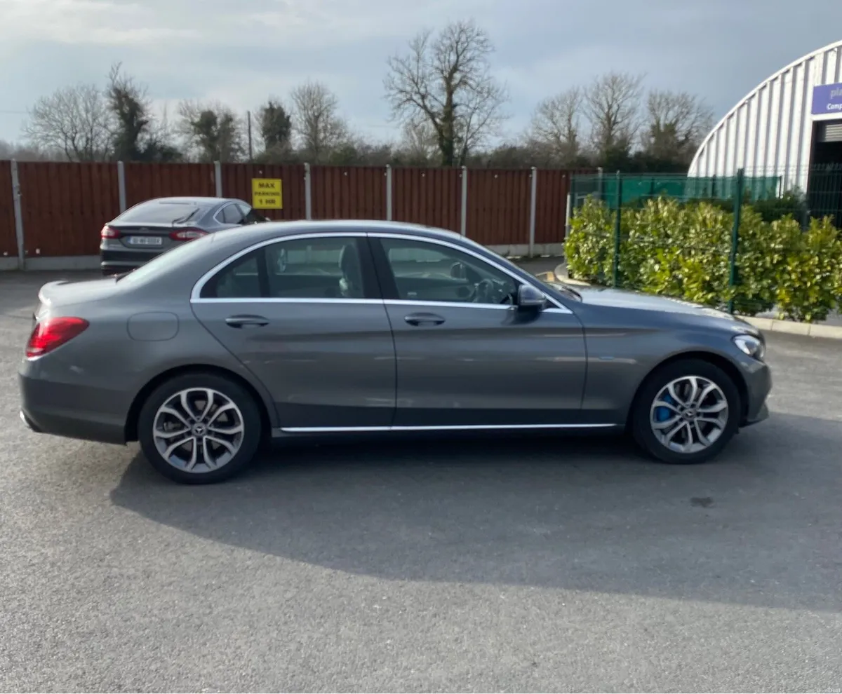 Mint 2017 C350e. (172) - Image 3
