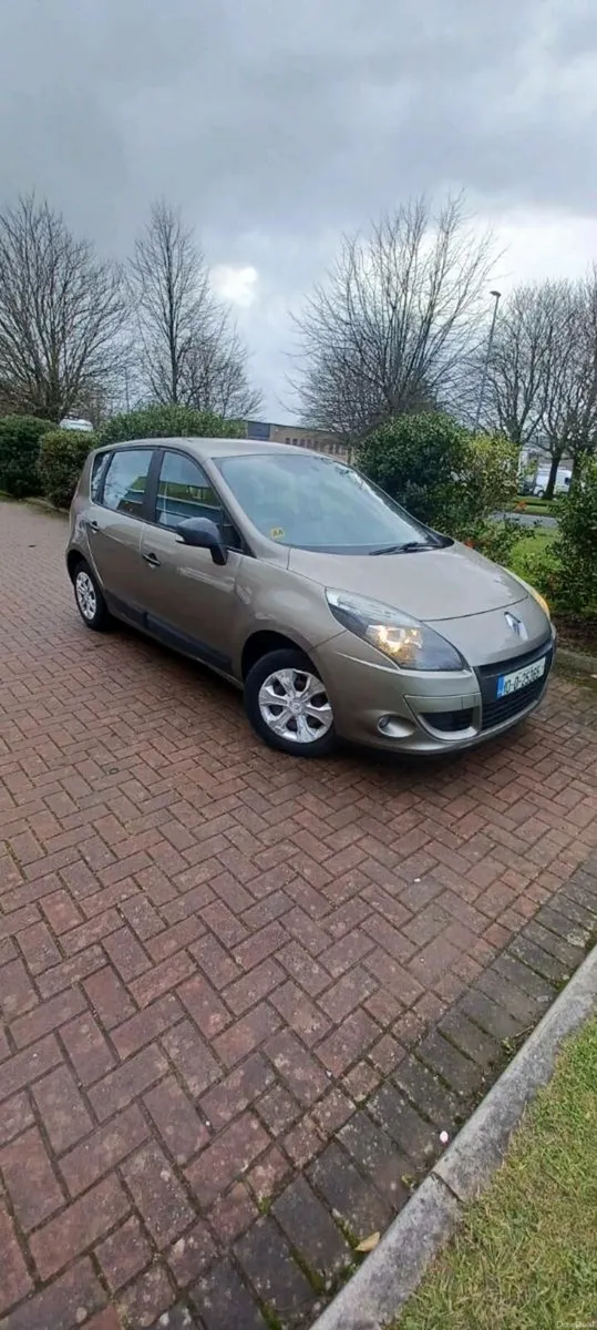 2010 Renault Scenic 1.5DCI Low Mileage - Image 1