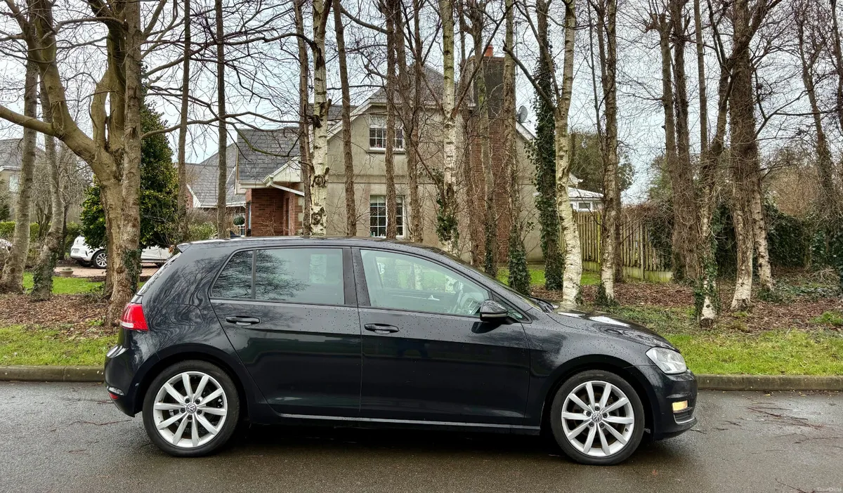 2016 Volkswagen Golf Highline 1.6 tdi - Image 2