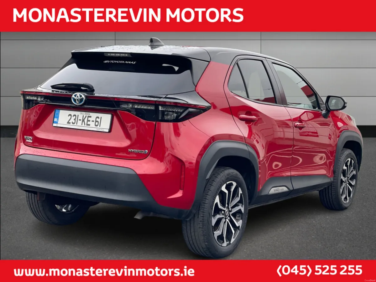 Toyota Yaris Cross CR CROSS LUNA SPORT 4DR AUTO - Image 3