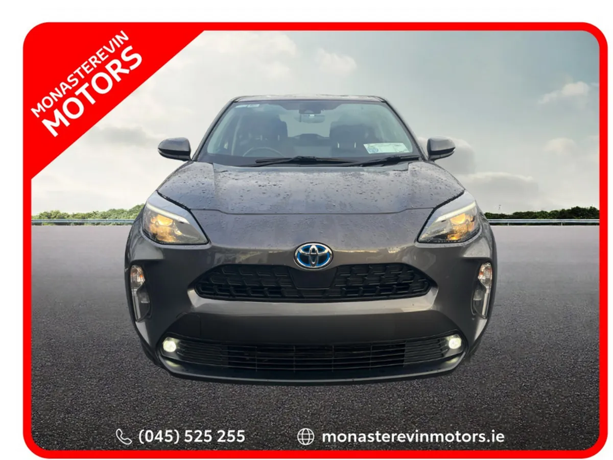 Toyota Yaris Cross CR LUNA 4DR AUTO - Image 2