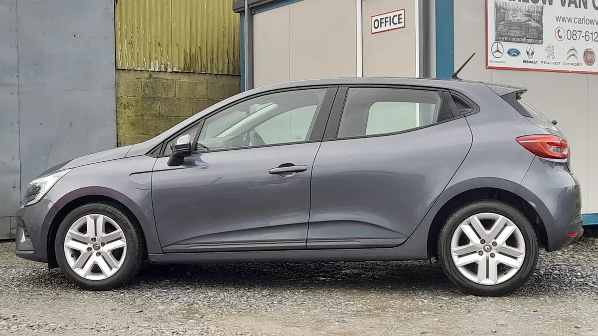 221 Renault Clio TCE 90 Dynamique - Image 3