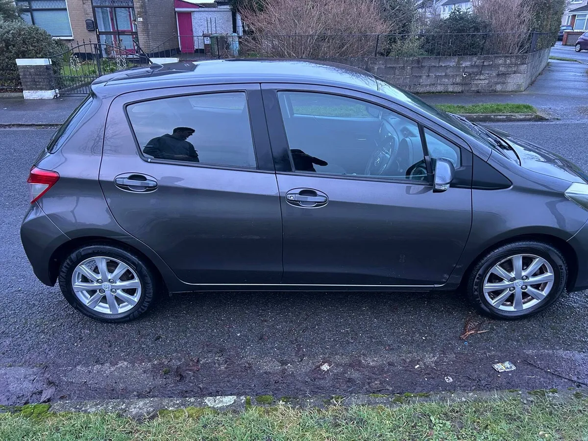 Toyota yaris 2012   nct 12/26 - Image 2