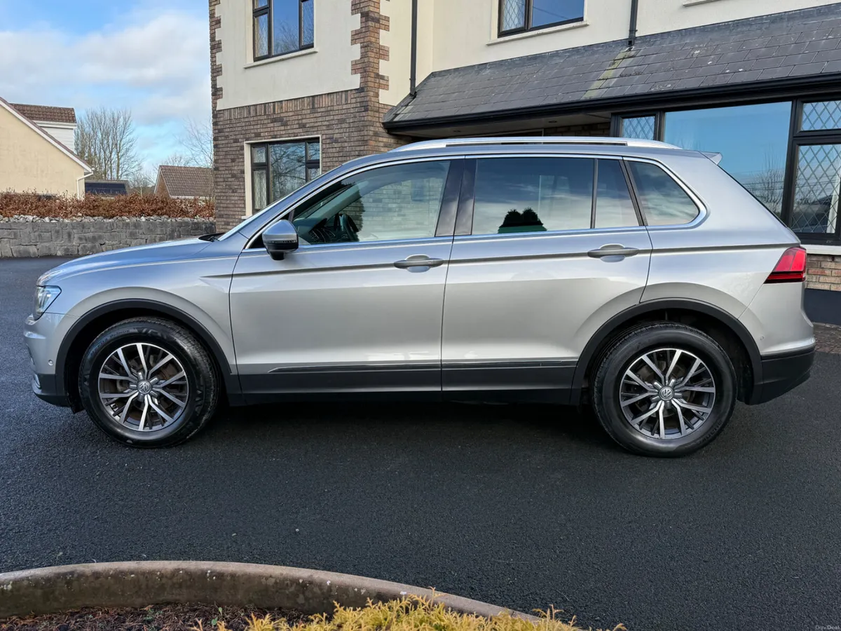 Stunning 172 Volkswagen Tiguan Comfortline! - Image 4
