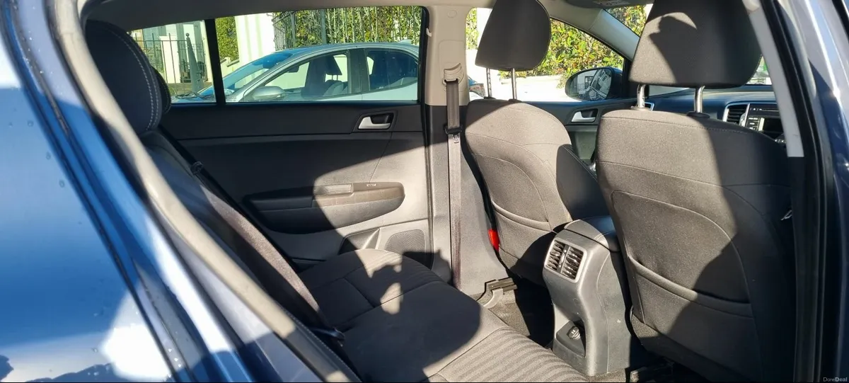 Kia Sportage 2017 - Image 2