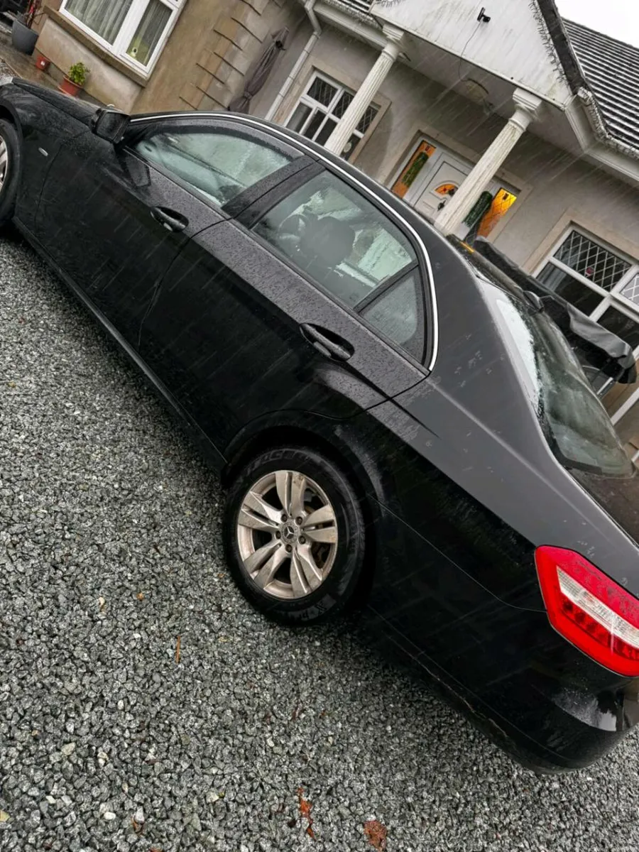 Mercedes-Benz E200 cdi Automatic NEW NCT - Image 4