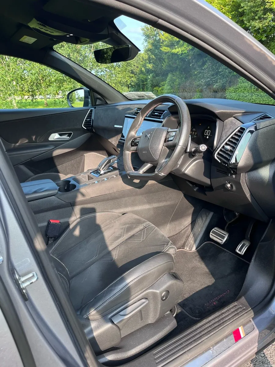 Citroen DS7 Crossback 2L Diesel Automatic - Image 4
