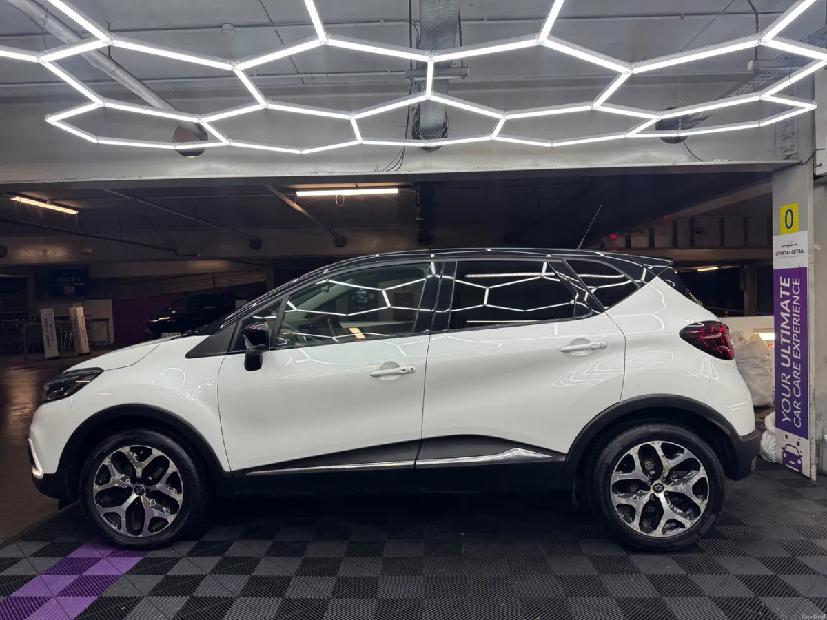 181 Renault Captur 1.OL VERY HIGH SPEC - Image 1