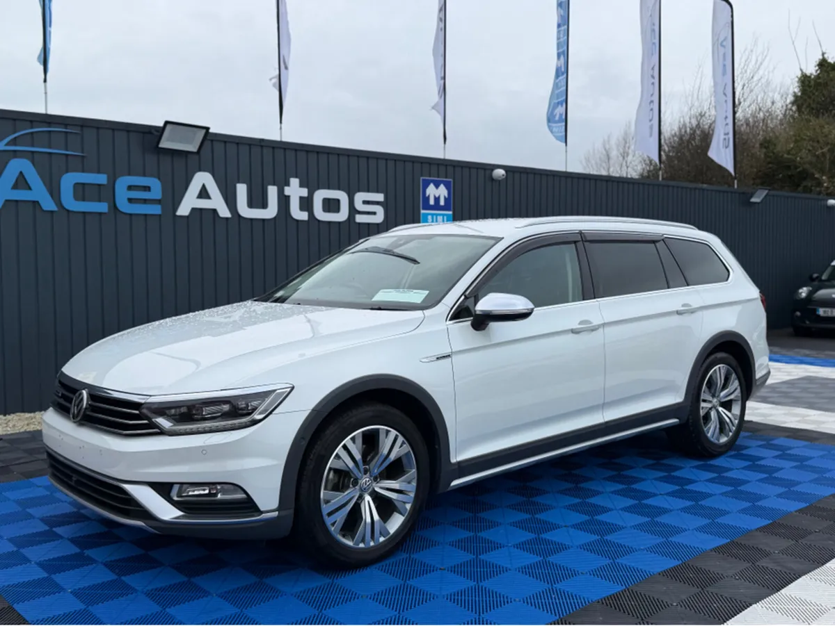 Volkswagen Passat ALLTRACK - 4WD - 2.0L DIESEL - A - Image 3