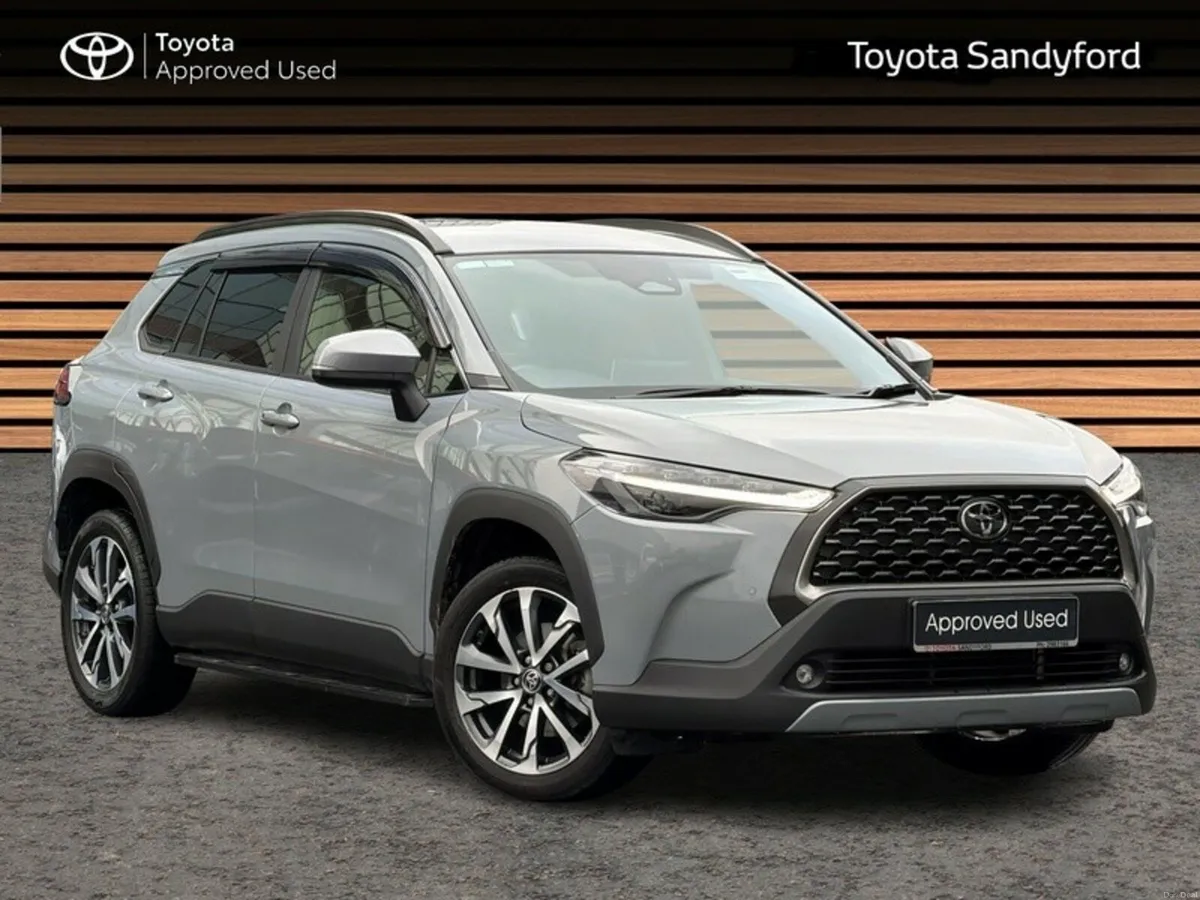 Toyota Corolla Cross 1.8 HYBRID SPORT // REAR CAME - Image 1