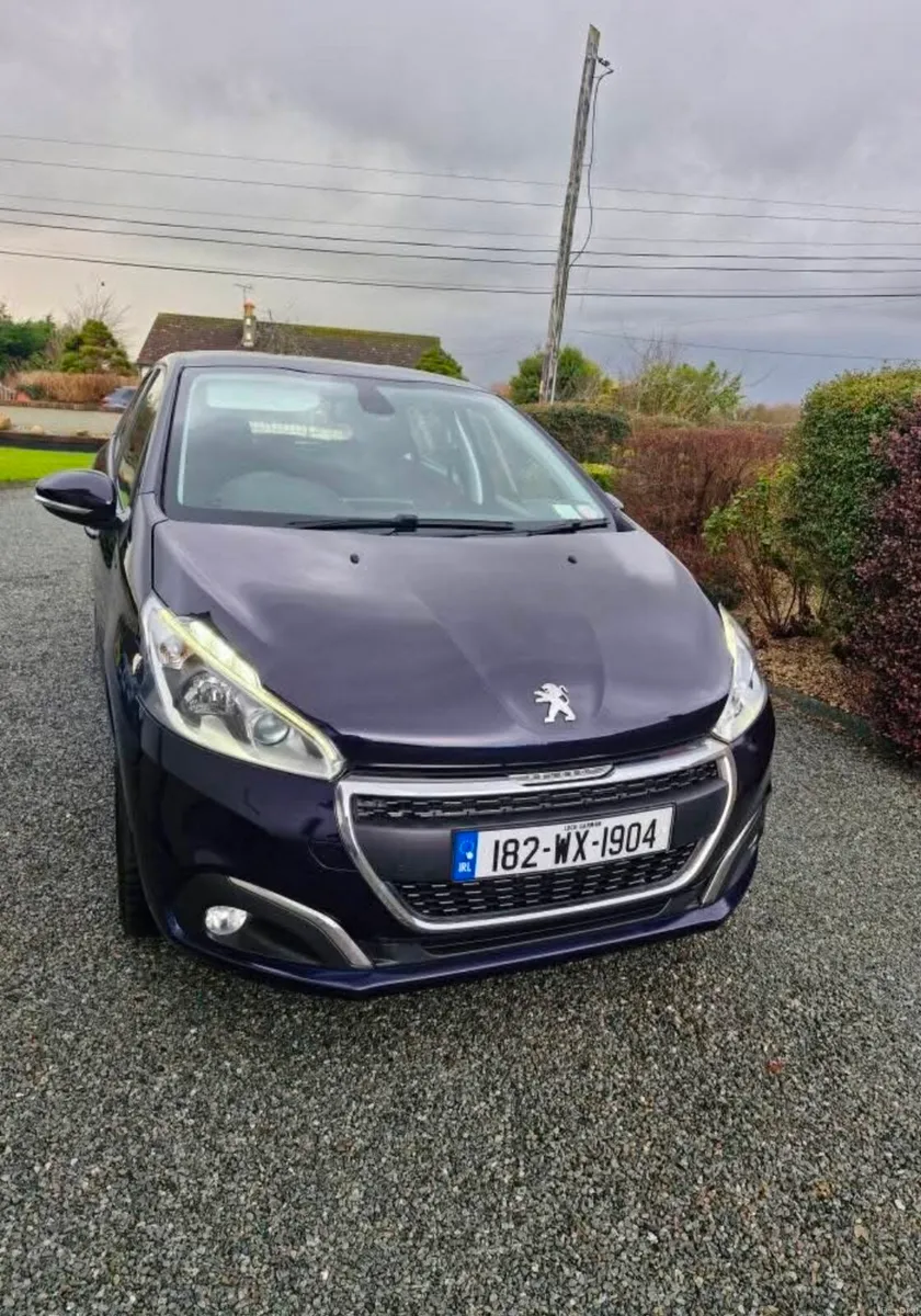 Peugeot 208 182 Signature 80,000 km - Image 1