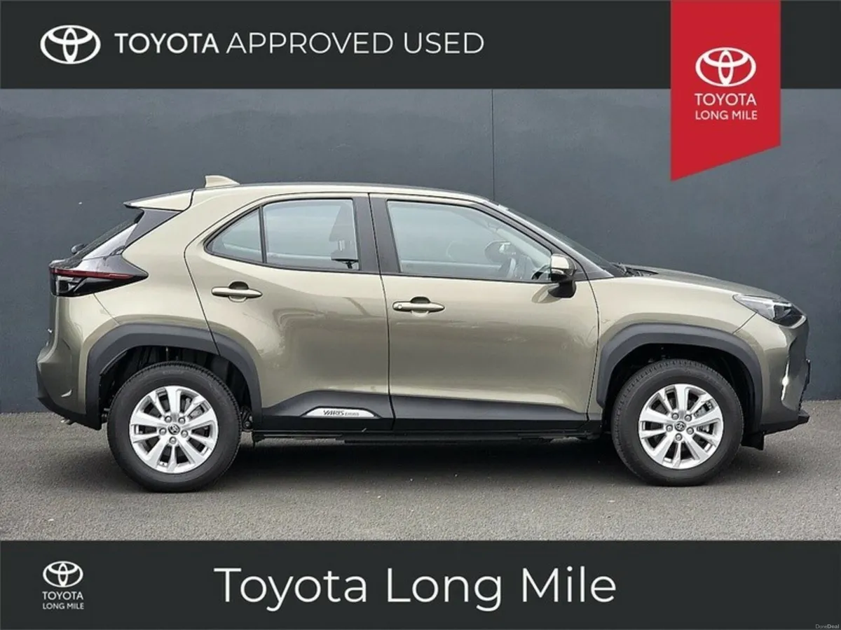 Toyota Yaris Cross 1.5 Hybrid Luna 5dr - Image 3