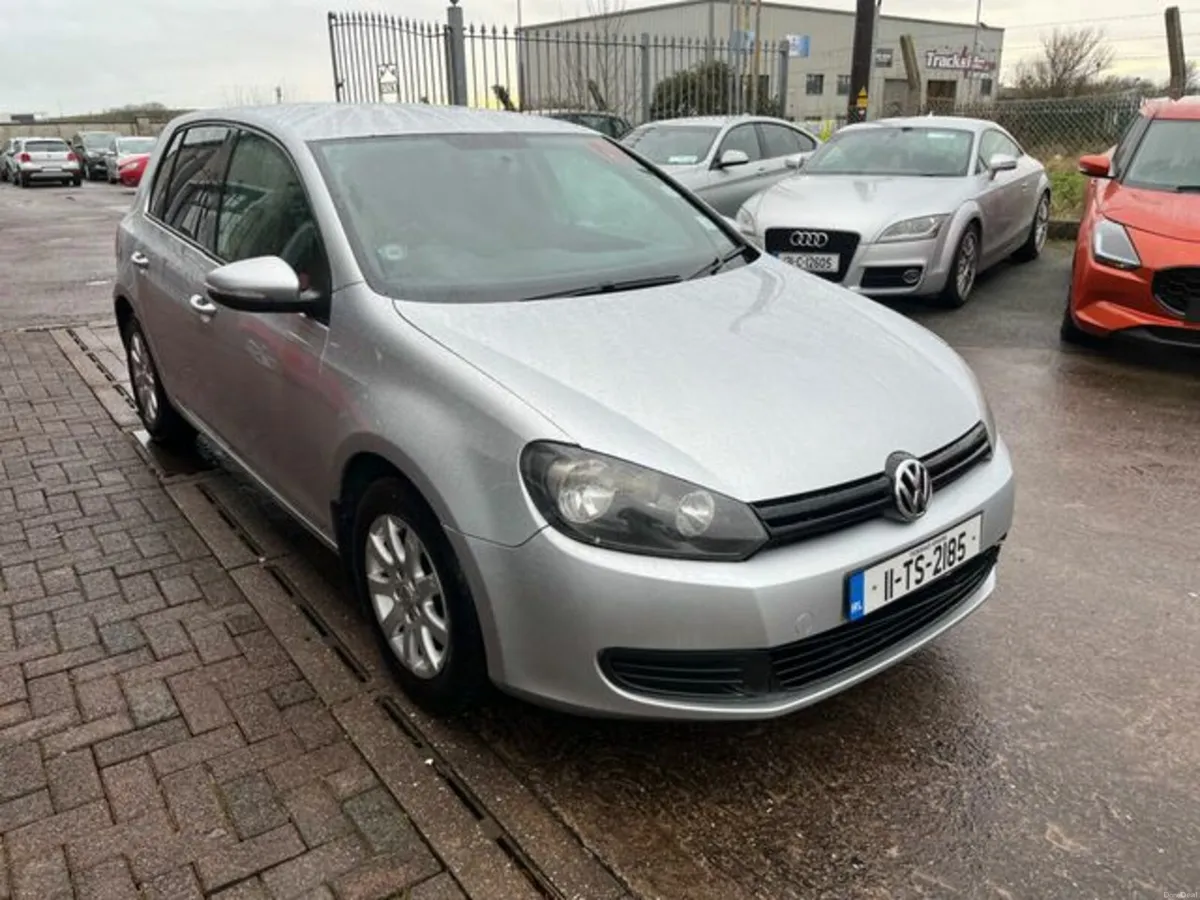 Volkswagen Golf 1.6 TDI S 90PS 5DR - Image 2