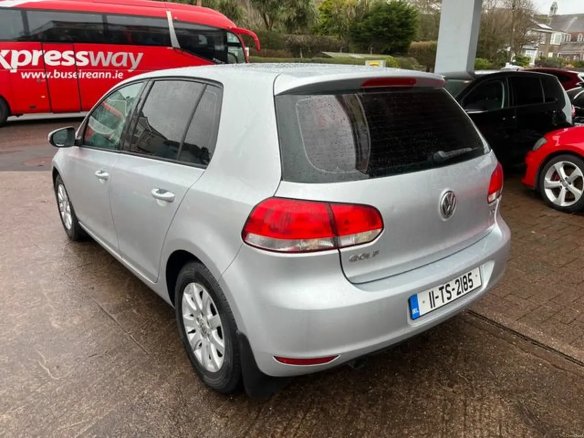 Volkswagen Golf 1.6 TDI S 90PS 5DR - Image 4