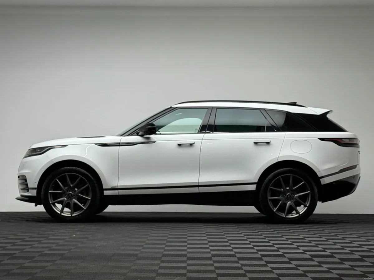 Land Rover Range Rover Velar SE R-DYNAMIC 2.0 PHEV - Image 4