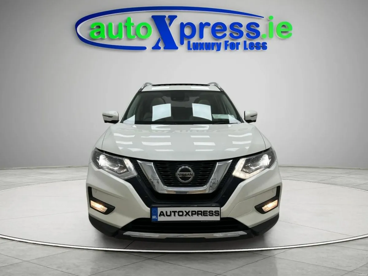 Nissan X-Trail 7 Seats, Panoramic roof, Automatic - Image 3