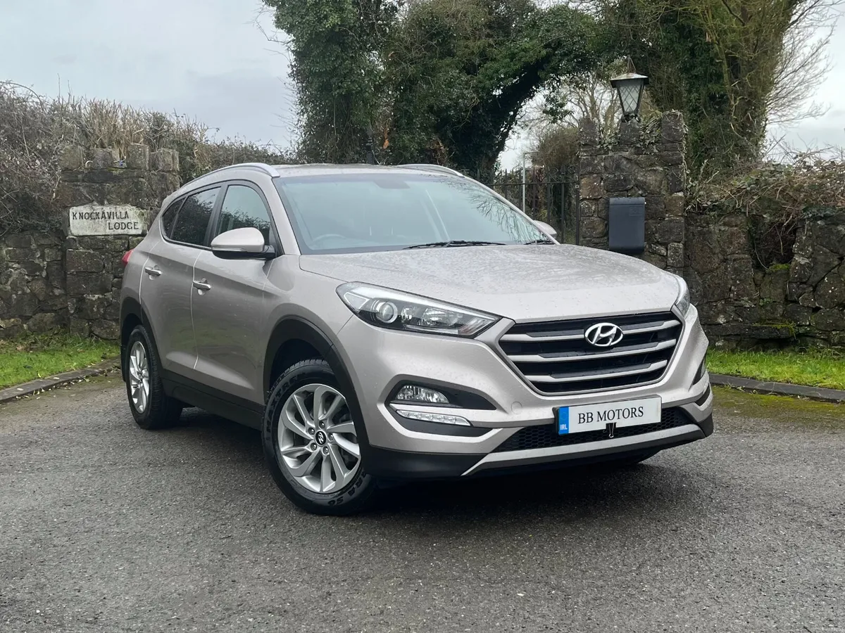 Hyundai Tucson 1.7d Executive - Image 2
