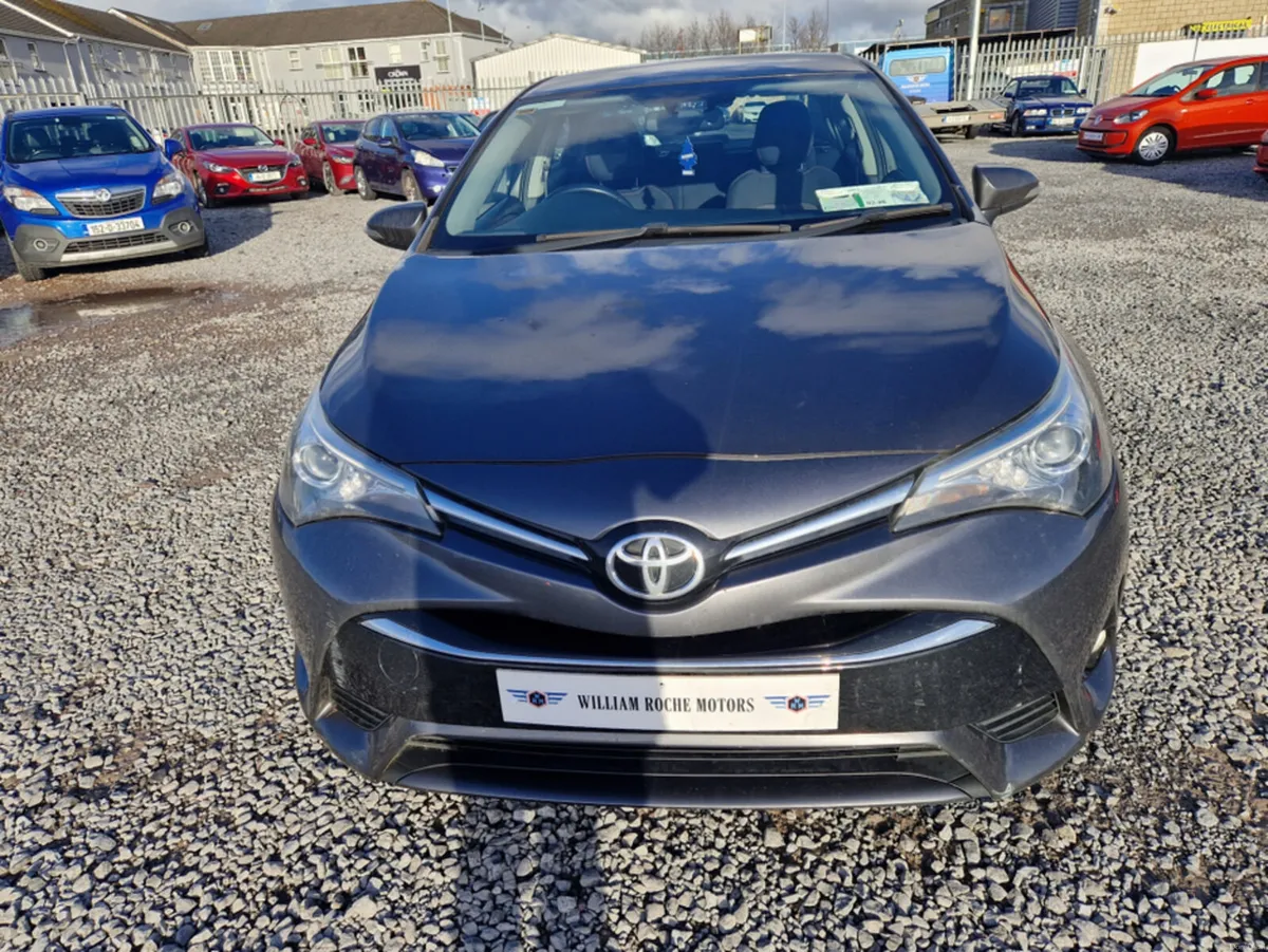 Toyota Avensis 1.8 M/D LUNA 4DR AUTO - Image 2