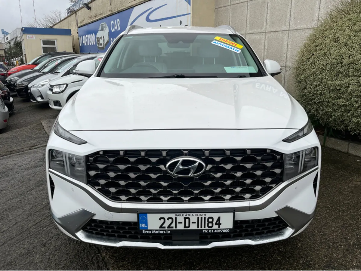 Hyundai Santa Fe 7 SEATER EXECUTIVE PLUS AUTOMATIC - Image 2