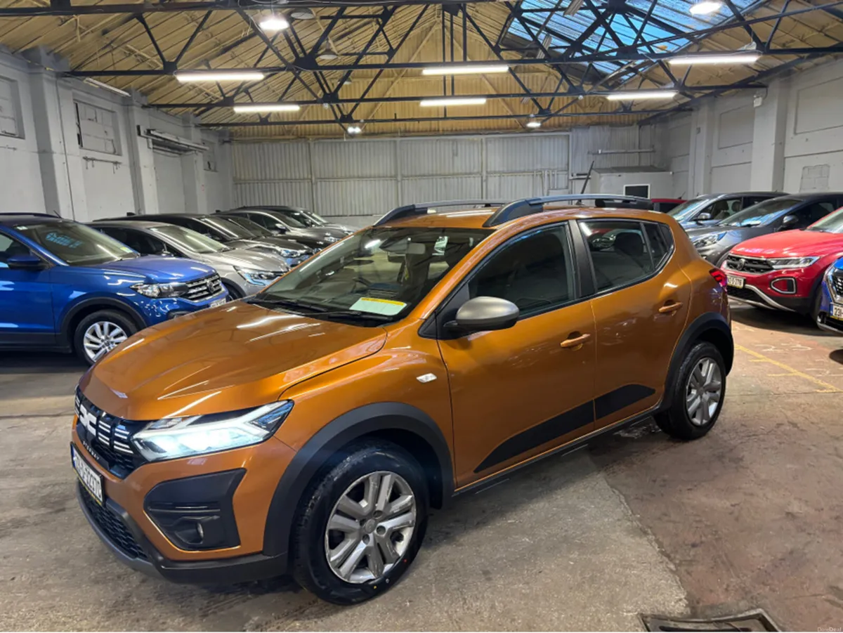 Dacia Sandero STEPWAY EXPRESSION TCE 90 NBI - Image 3