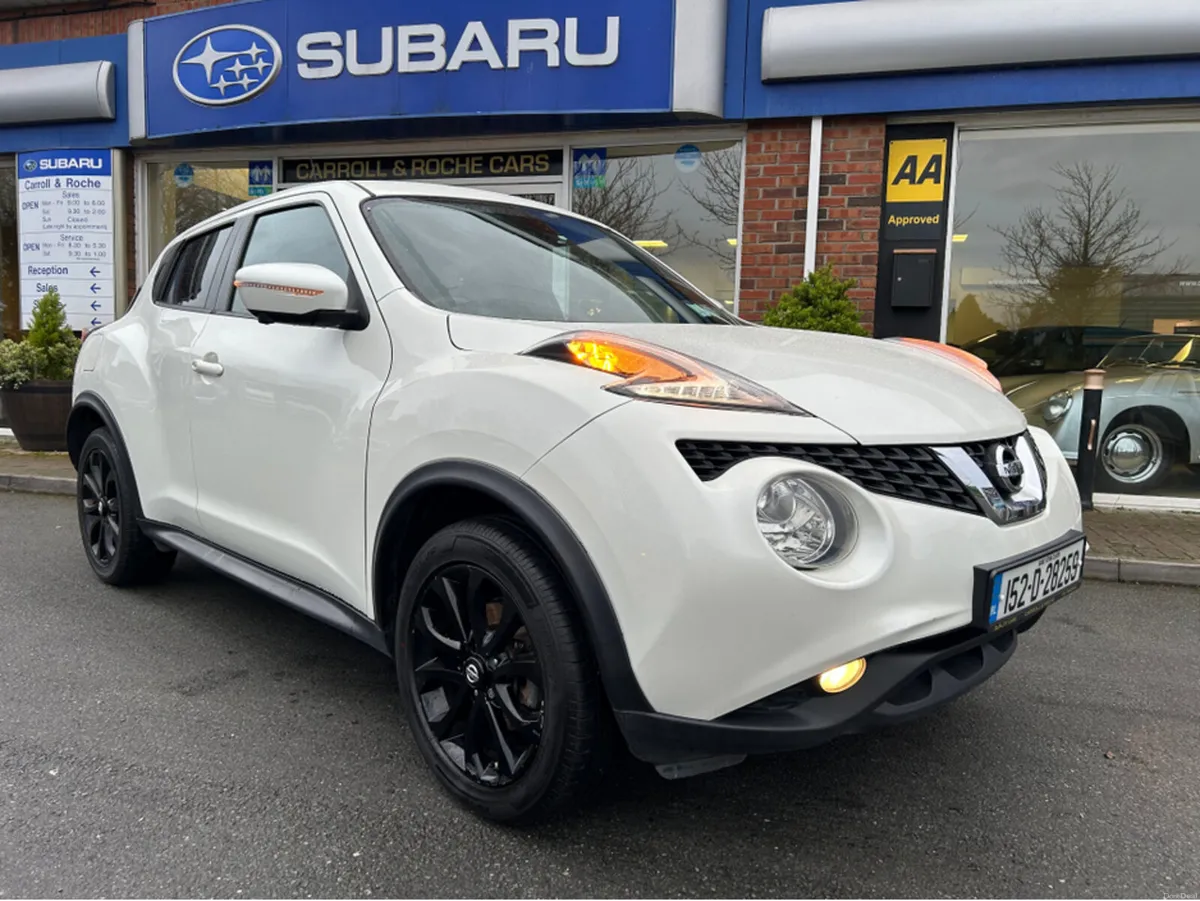 Nissan Juke 1.5 DCI TEKNA SUV in White + Black Det - Image 2