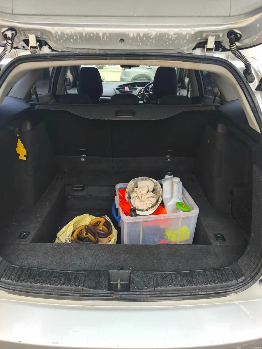 Honda Civic 2014 - Image 4