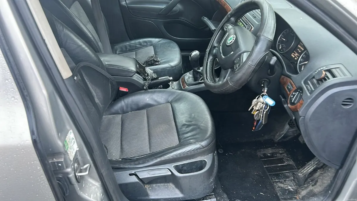 Skoda Octavia 2013 - Image 2