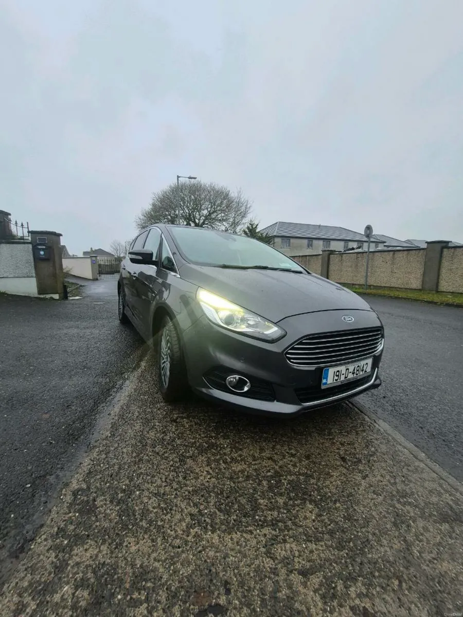 Ford Smax 2019 - Image 2