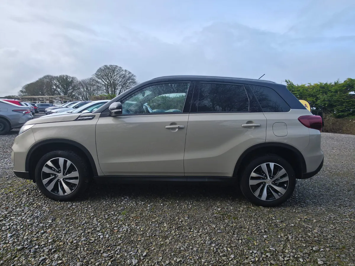 2023 Suzuki Escudo HV - Image 2