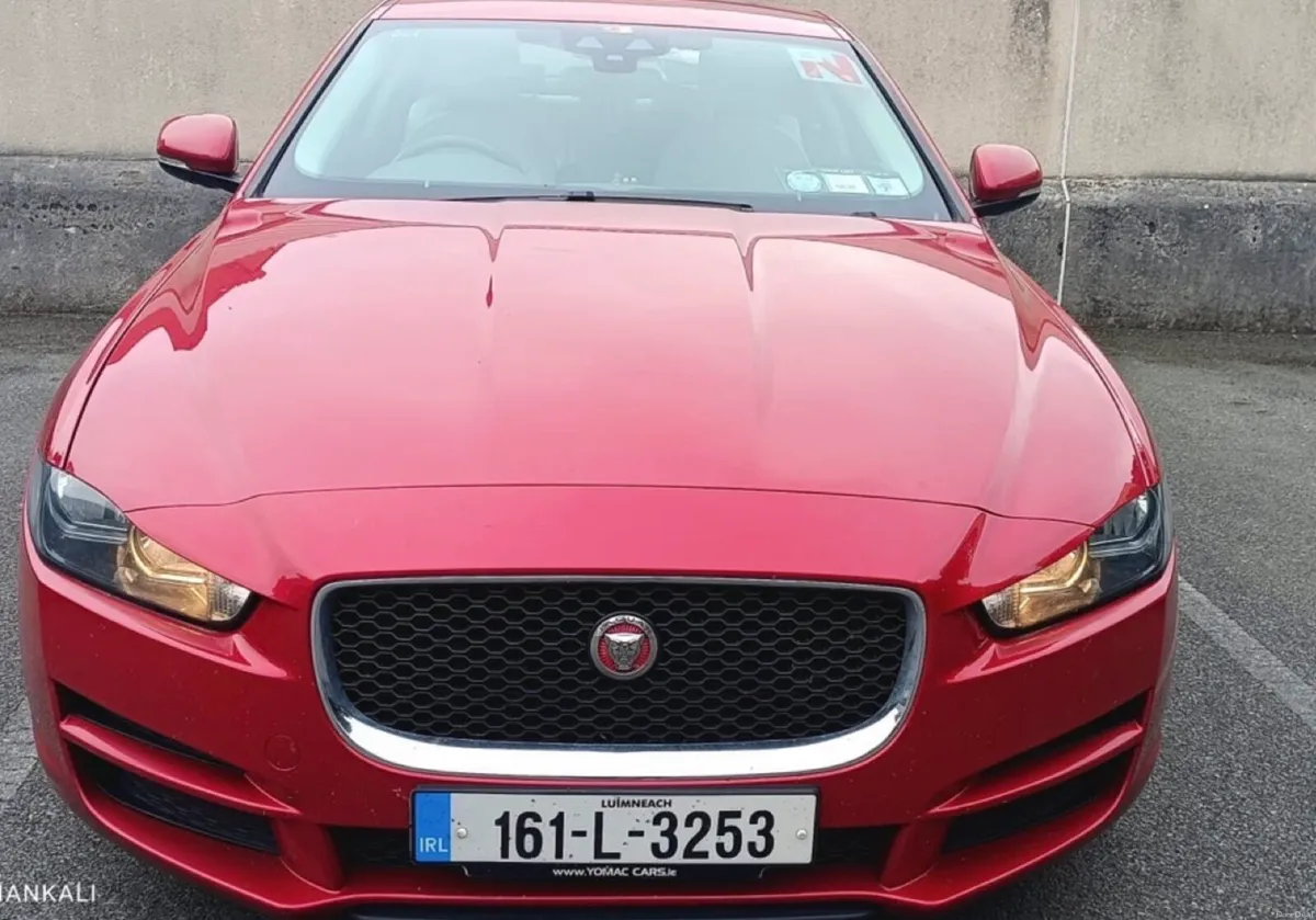 Jaguar XE2016 - Image 1