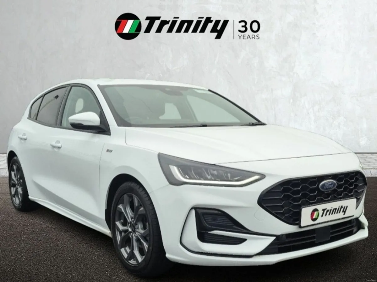 Ford Focus ** ST-LINE ** 1.0L 125 BHP ** TRINITY M - Image 1